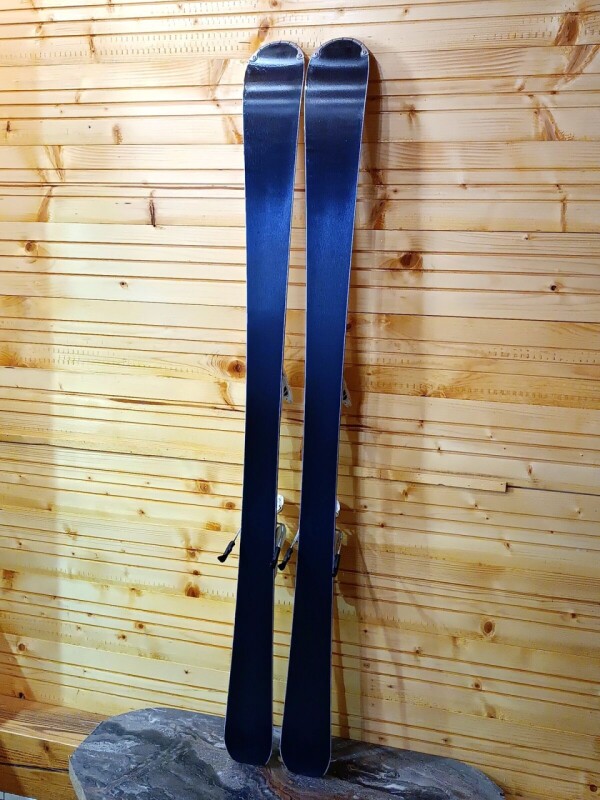 LYŽE SALOMON SMAX W4 145CM